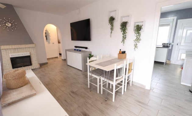 Herverkoop - Bungalow - Gelijkvloers - Orihuela Costa - La Regia