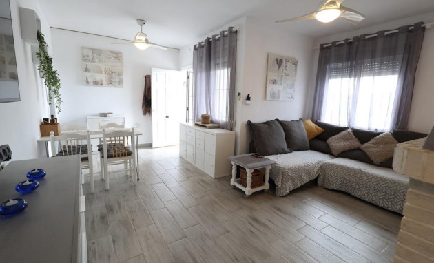 Herverkoop - Bungalow - Gelijkvloers - Orihuela Costa - La Regia