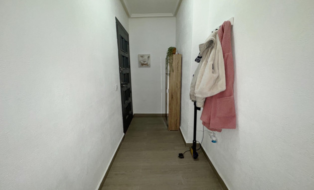 Herverkoop - Apartment - Almoradí