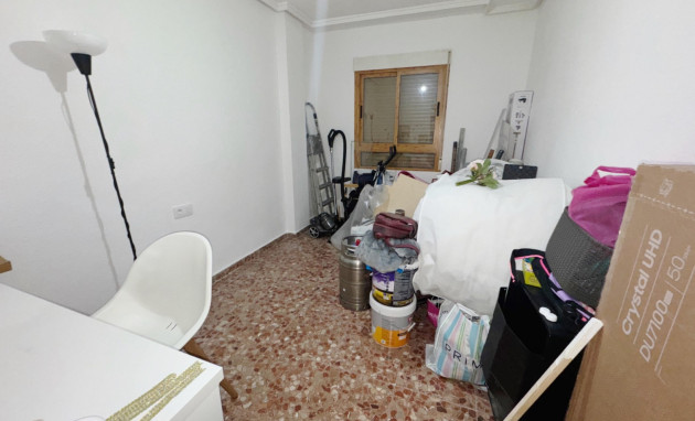 Herverkoop - Apartment - Almoradí