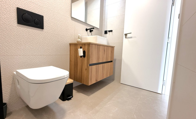 Resale - Bungalow - Groundfloor - Pilar de la Horadada - Costa Blanca Sur