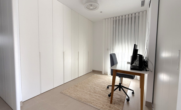 Resale - Bungalow - Groundfloor - Pilar de la Horadada - Costa Blanca Sur