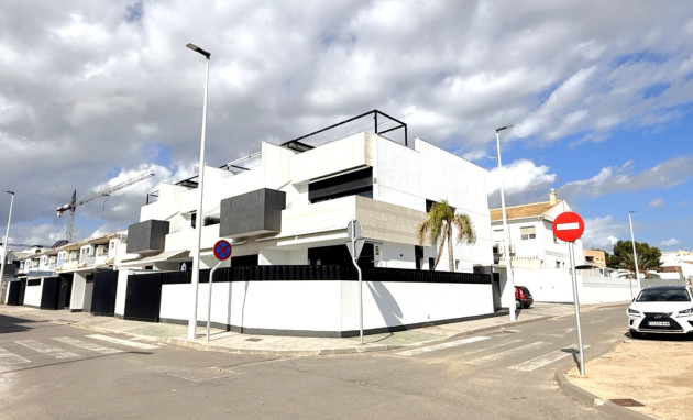 Resale - Bungalow - Groundfloor - Pilar de la Horadada - Costa Blanca Sur