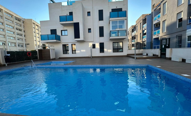 Revente - Apartment - Torrevieja - Calas Blancas