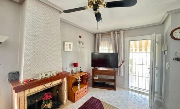 Resale - Villa - Torrevieja - Los altos