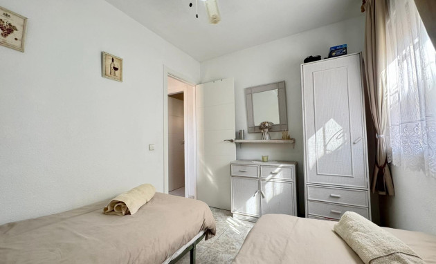 Resale - Villa - Torrevieja - Los altos