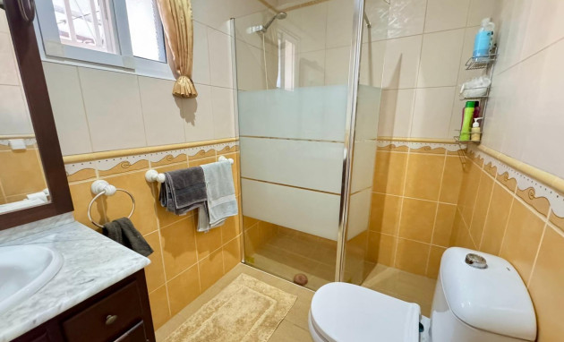 Resale - Villa - Torrevieja - Los altos