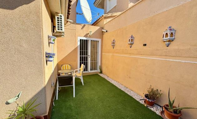 Resale - Villa - Torrevieja - Los altos
