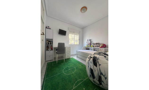 Resale - Town house - Torrevieja - Los Frutales