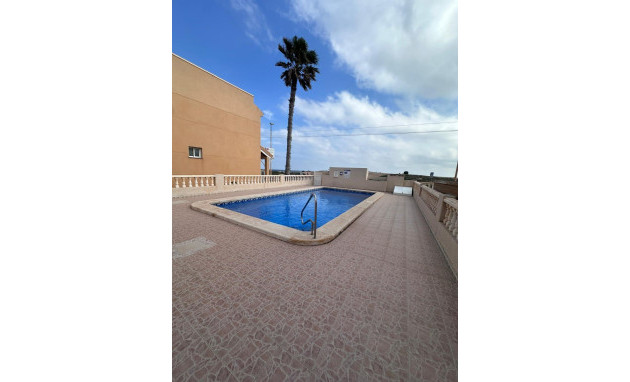 Resale - Town house - Torrevieja - Los Frutales