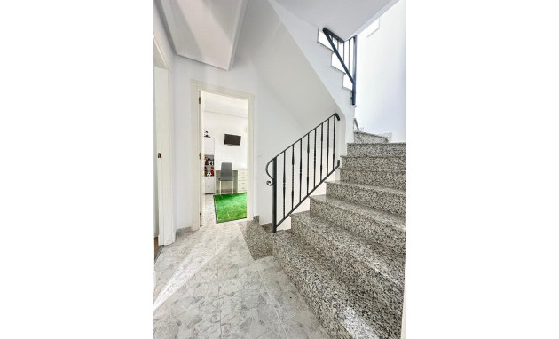 Resale - Town house - Torrevieja - Los Frutales