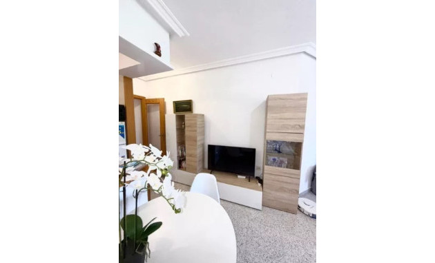 Herverkoop - Apartment - Torrevieja