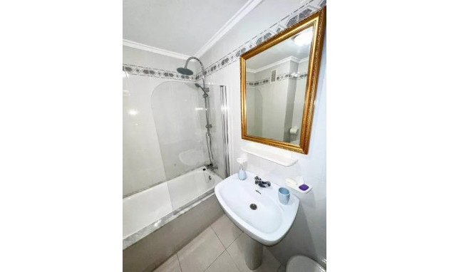 Herverkoop - Apartment - Torrevieja