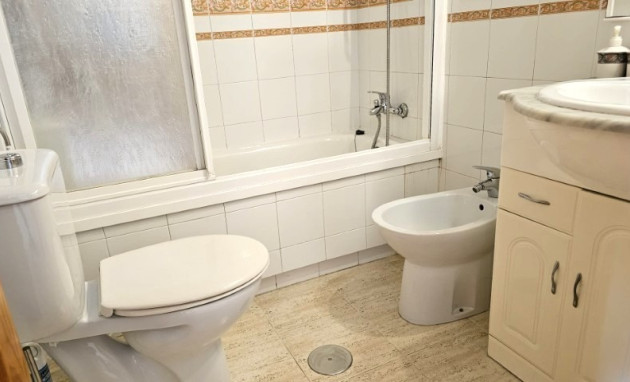 Herverkoop - Apartment - Torrevieja