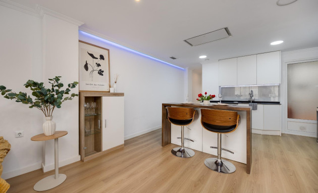 Herverkoop - Apartment - Torrevieja - torrevieja