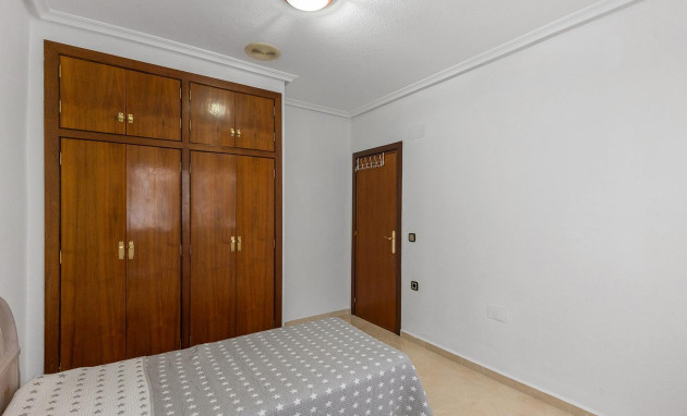 Revente - Apartment - Torrevieja - Paseo maritimo