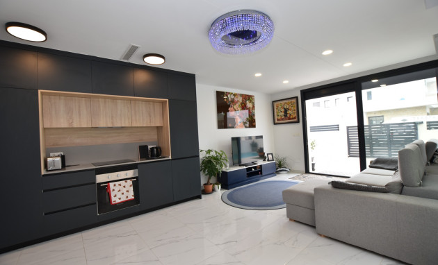 Revente - Villa - Los Montesinos