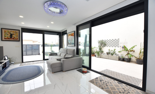 Revente - Villa - Los Montesinos