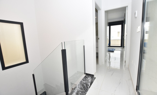 Revente - Villa - Los Montesinos