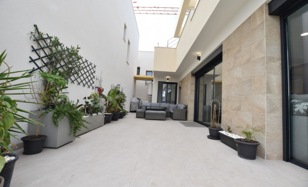 Revente - Villa - Los Montesinos