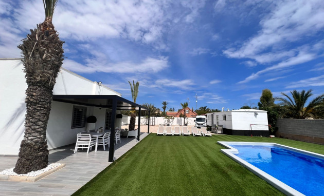 Reventa - Finca Country Property - Elche Pedanías - La Marina