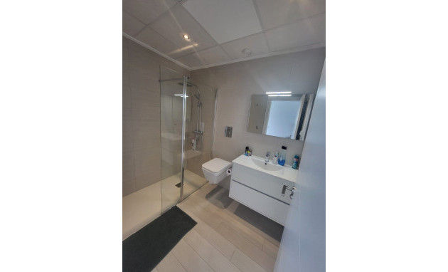 Resale - Townhouse - Daya Vieja