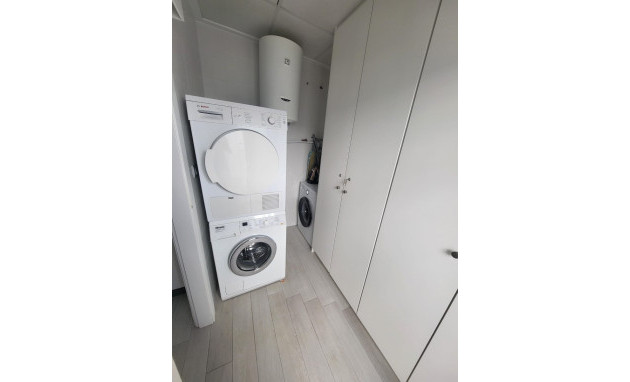 Resale - Townhouse - Daya Vieja