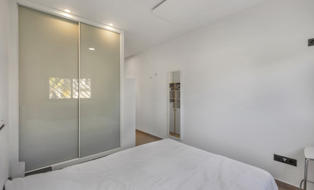 Revente - Appartement - Studio - Punta Prima