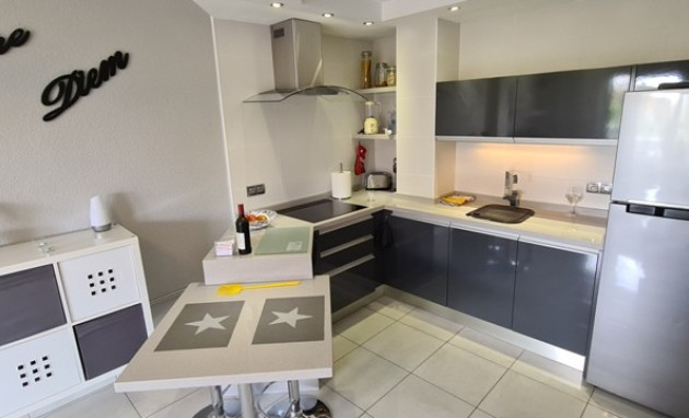 Herverkoop - Apartment - Orihuela Costa - Punta Prima