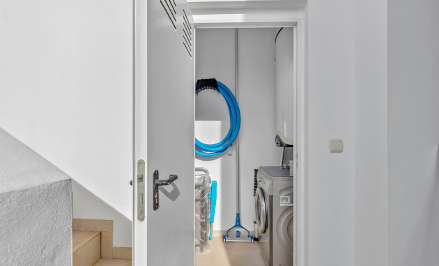 Revente - Villa - Orihuela Costa - Vistabella Golf