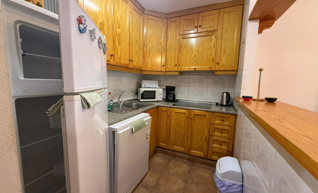 Resale - Villa - Torrevieja - Acequion