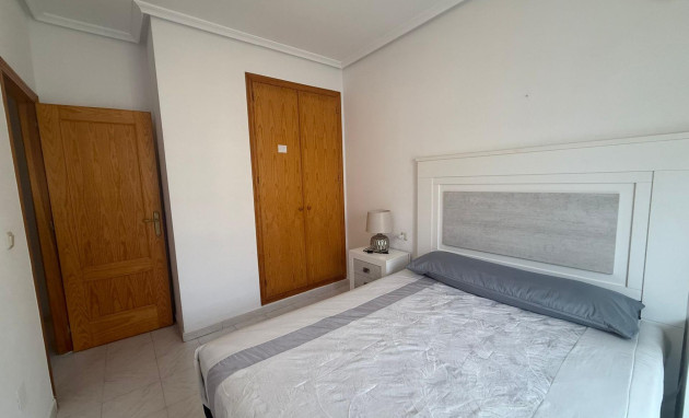 Resale - Villa - Torrevieja - Acequion