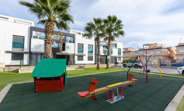 Herverkoop - Bungalow - Gelijkvloers - Torrevieja - Los Balcones - Los Altos del Edén