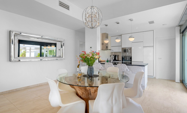 Herverkoop - Detached Villa - Orihuela Costa - Villamartin