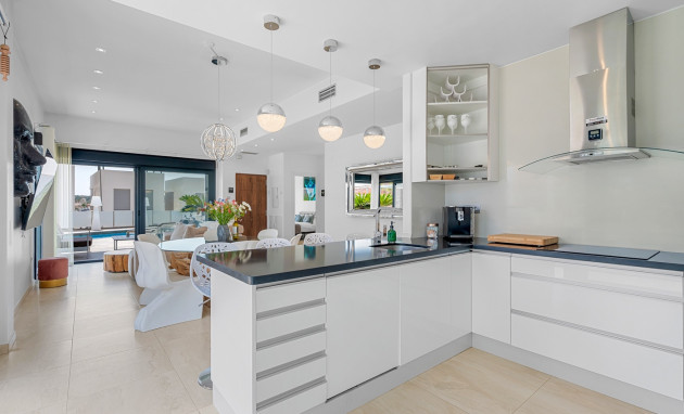 Herverkoop - Detached Villa - Orihuela Costa - Villamartin