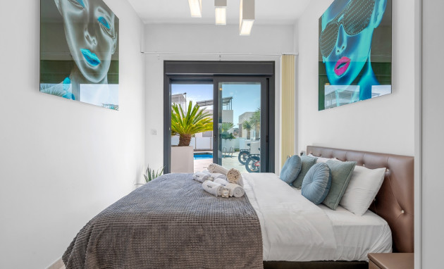 Herverkoop - Detached Villa - Orihuela Costa - Villamartin