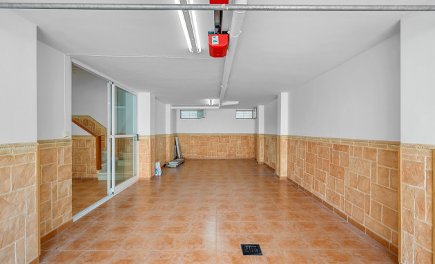 Resale - Detached Villa - Torrevieja