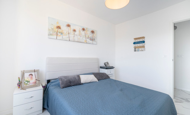 Resale - Apartment - Orihuela Costa - Punta Prima