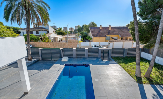 Herverkoop - Detached Villa - Orihuela Costa - Dehesa de Campoamor