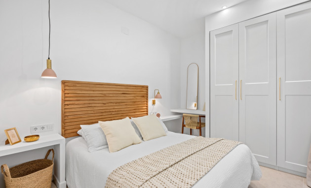 Revente - Bungalow - Rez-de-chaussée - Torrevieja - El Chaparral