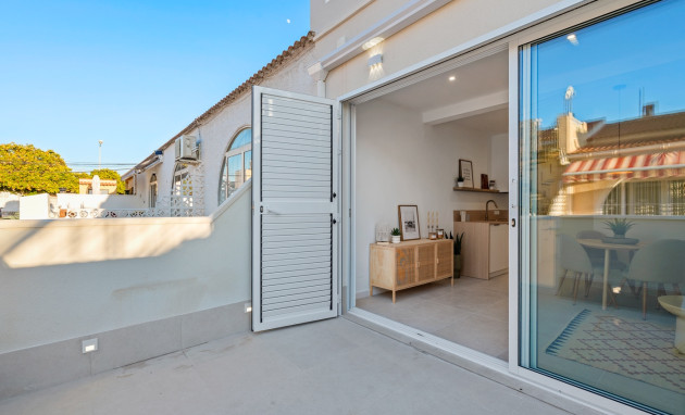 Revente - Bungalow - Rez-de-chaussée - Torrevieja - El Chaparral