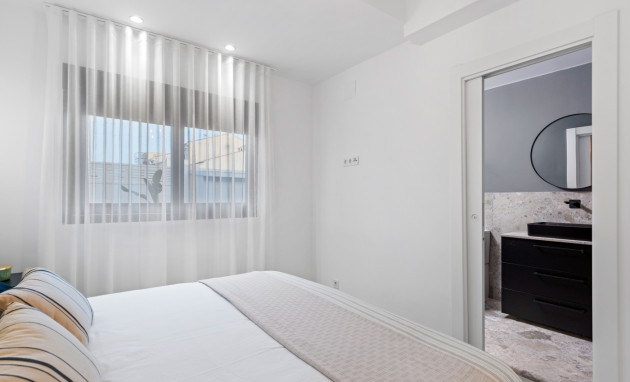 Herverkoop - Detached Villa - Torrevieja - El Chaparral