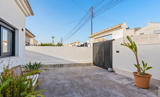 Herverkoop - Detached Villa - Torrevieja - El Chaparral