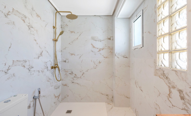 Herverkoop - Detached Villa - Torrevieja - Los Frutales