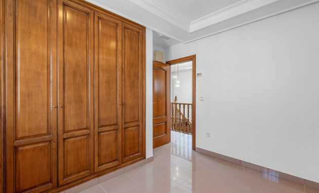 Herverkoop - Detached Villa - Torrevieja - Los Frutales