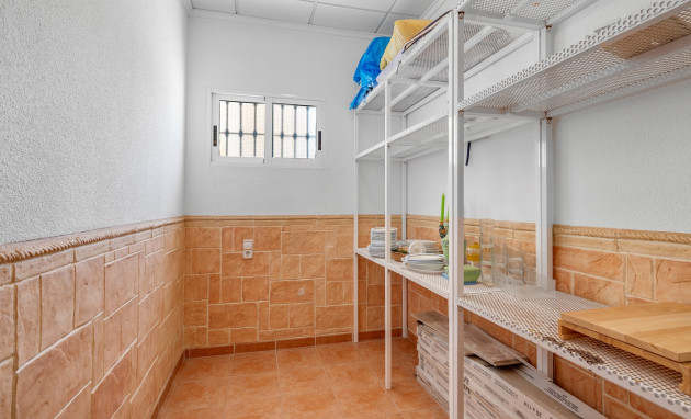 Herverkoop - Detached Villa - Torrevieja - Los Frutales