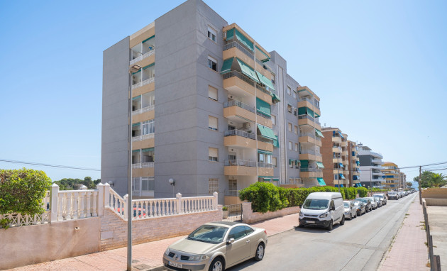Herverkoop - Apartment - Orihuela Costa - Punta Prima