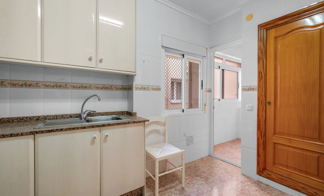 Herverkoop - Apartment - Torrevieja - Playa Del Cura