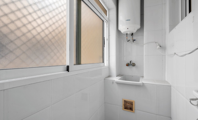 Herverkoop - Apartment - Torrevieja - Playa Del Cura