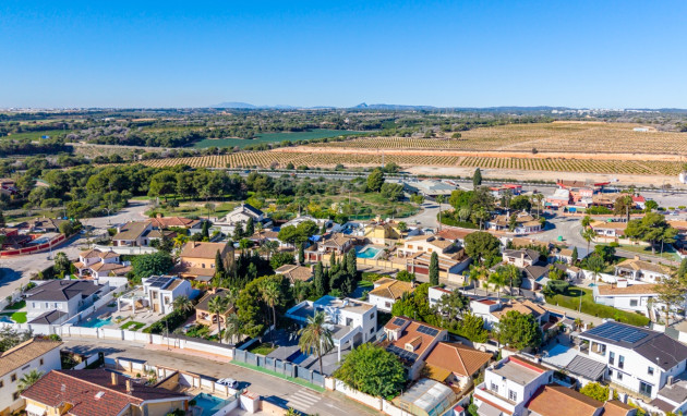 Herverkoop - Detached Villa - Orihuela Costa - Dehesa de Campoamor